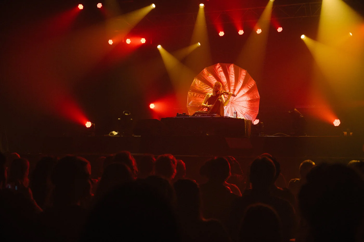 Nora Kudrjawizki · ONE VIOLIN ORCHESTRA live – Foto 17