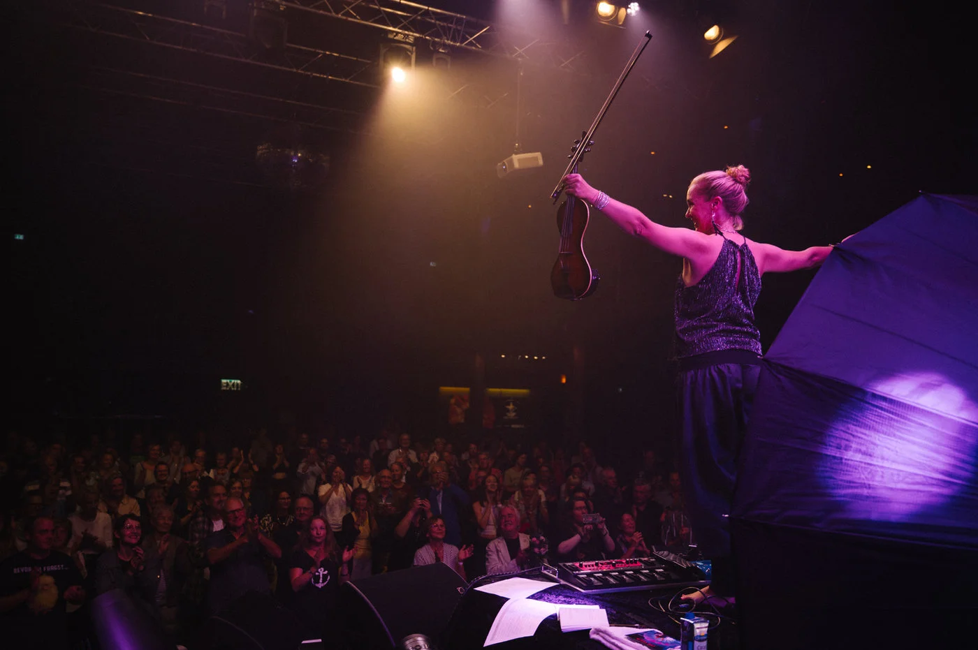 Nora Kudrjawizki · ONE VIOLIN ORCHESTRA live – Foto 18