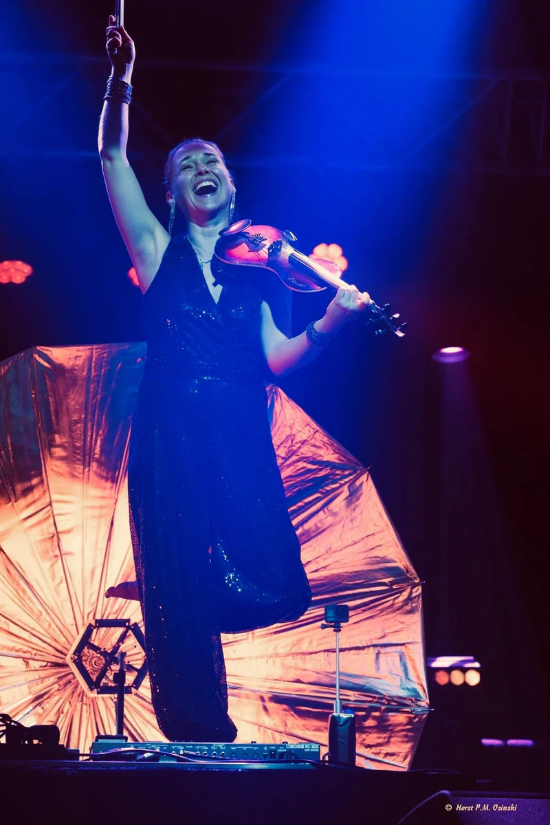 Nora Kudrjawizki · ONE VIOLIN ORCHESTRA live – Foto 35